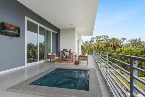 Casa en venta en Sarasota, Florida, 4 dormitorios, 351.91 m2 № 2106412 - foto 18