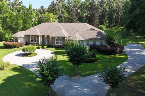 House in Ocala, Florida 4 bedrooms, 435.34 sq.m. № 2218237 - photo 6