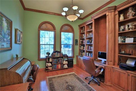 House in Ocala, Florida 4 bedrooms, 435.34 sq.m. № 2218237 - photo 10