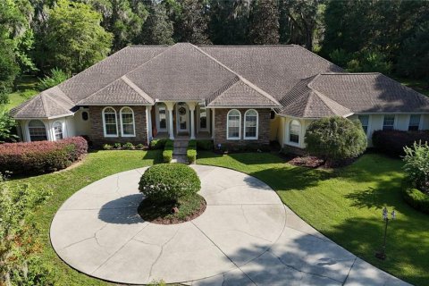 House in Ocala, Florida 4 bedrooms, 435.34 sq.m. № 2218237 - photo 5