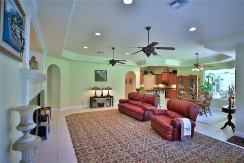 House in Ocala, Florida 4 bedrooms, 435.34 sq.m. № 2218237 - photo 18