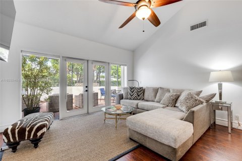 Touwnhouse à vendre à Palm Beach Gardens, Floride: 3 chambres, 184.04 m2 № 1816482 - photo 4