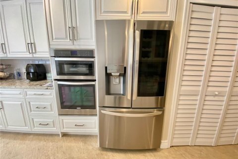 Townhouse in Hollywood, Florida 3 bedrooms, 174.38 sq.m. № 2276330 - photo 19