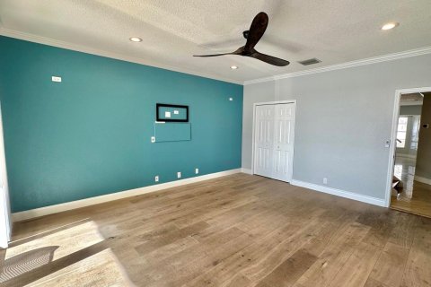 Townhouse in Hollywood, Florida 3 bedrooms, 174.38 sq.m. № 2276330 - photo 9