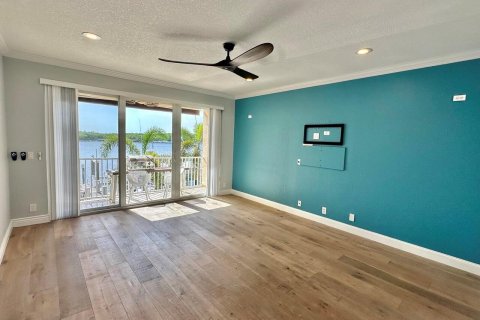 Townhouse in Hollywood, Florida 3 bedrooms, 174.38 sq.m. № 2276330 - photo 10