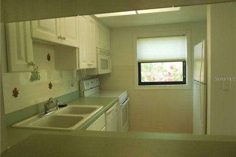 Condominio en venta en Indian Rocks Beach, Florida, 2 dormitorios, 116.87 m2 № 1880721 - foto 5