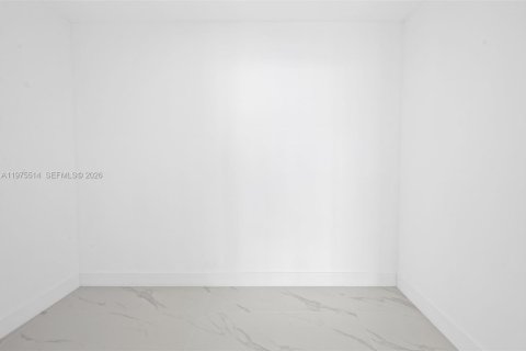 Купить кондоминиум в Майами, Флорида 3 спальни, 163.42м2, № 2050518 - фото 18