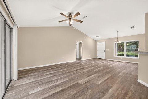 House in Ocala, Florida 3 bedrooms, 131.55 sq.m. № 2403681 - photo 20