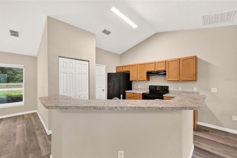 House in Ocala, Florida 3 bedrooms, 131.55 sq.m. № 2403681 - photo 23