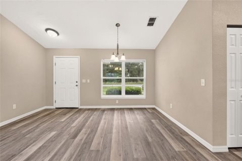 House in Ocala, Florida 3 bedrooms, 131.55 sq.m. № 2403681 - photo 16