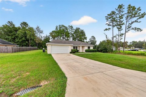 House in Ocala, Florida 3 bedrooms, 131.55 sq.m. № 2403681 - photo 3