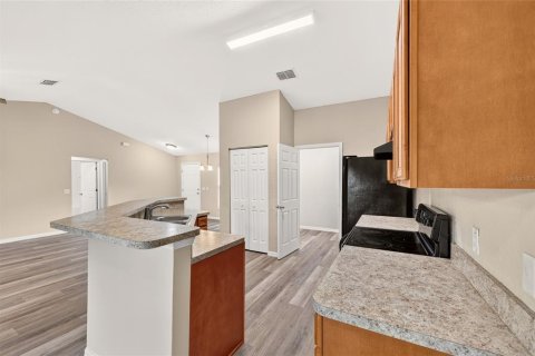 House in Ocala, Florida 3 bedrooms, 131.55 sq.m. № 2403681 - photo 26