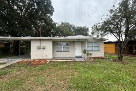 Villa ou maison à Tampa, Floride 3 chambres, 86.21 m2 № 2408922