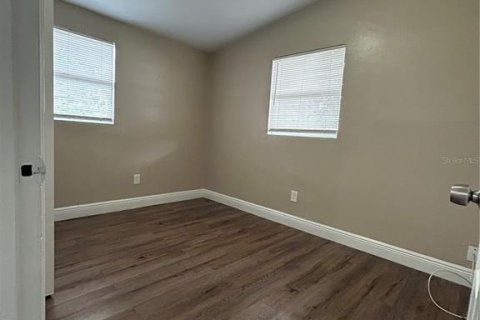 Villa ou maison à louer à Tampa, Floride: 3 chambres, 86.21 m2 № 2408922 - photo 12