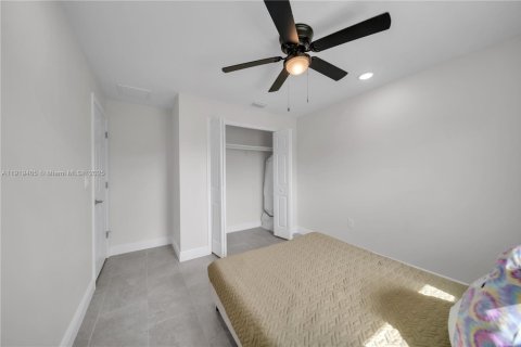 Купить виллу или дом в Лихай-Эйкерс, Флорида 4 спальни, № 2018486 - фото 14