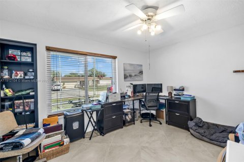 Casa en venta en Sunrise, Florida, 3 dormitorios, 166.11 m2 № 1970413 - foto 24