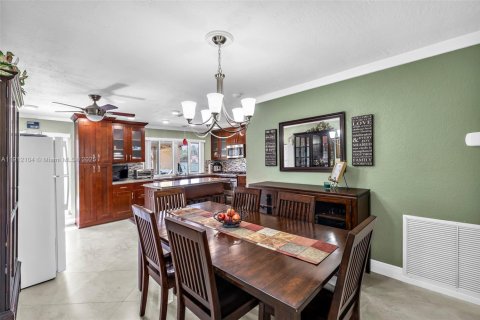 Casa en venta en Sunrise, Florida, 3 dormitorios, 166.11 m2 № 1970413 - foto 9