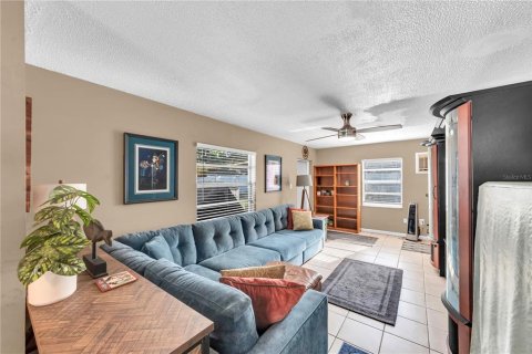Villa ou maison à vendre à Tampa, Floride: 3 chambres, 133.5 m2 № 2405342 - photo 23