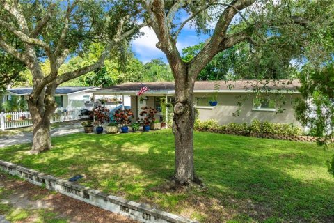 Villa ou maison à vendre à Tampa, Floride: 3 chambres, 133.5 m2 № 2405342 - photo 3
