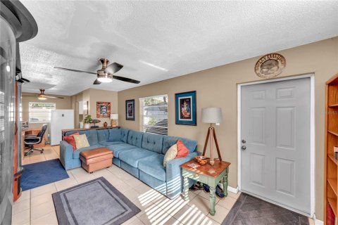 Villa ou maison à vendre à Tampa, Floride: 3 chambres, 133.5 m2 № 2405342 - photo 22