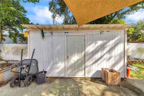 Villa ou maison à vendre à Tampa, Floride: 3 chambres, 133.5 m2 № 2405342 - photo 28