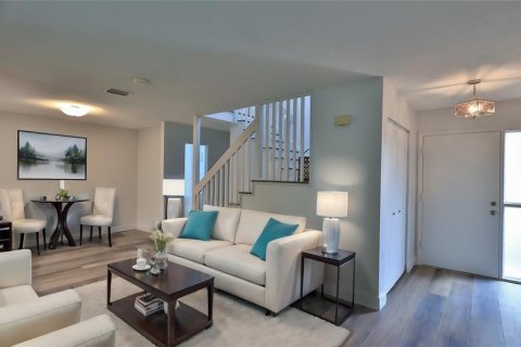 Townhouse in Ormond Beach, Florida 3 bedrooms, 135.54 sq.m. № 1285487 - photo 6