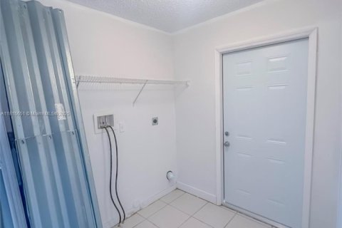 Casa en venta en Homestead, Florida, 3 dormitorios, 113.43 m2 № 1768303 - foto 26