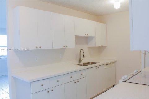 Casa en venta en Homestead, Florida, 3 dormitorios, 113.43 m2 № 1768303 - foto 22