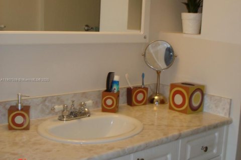 Купить кондоминиум в Авентура, Флорида 1 спальня, 93.37м2, № 2012671 - фото 4