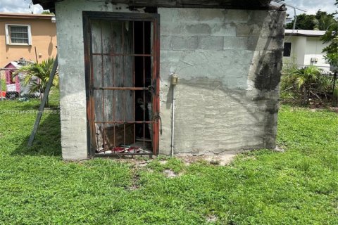 Casa en venta en Miami, Florida, 3 dormitorios, 112.88 m2 № 1946751 - foto 16