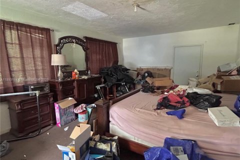 Casa en venta en Miami, Florida, 3 dormitorios, 112.88 m2 № 1946751 - foto 12