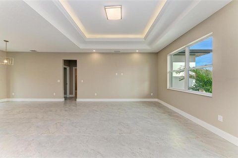 Villa ou maison à vendre à North Port, Floride: 3 chambres, 138.89 m2 № 2141990 - photo 7