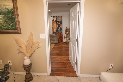 Villa ou maison à vendre à Melrose, Floride: 3 chambres, 197.05 m2 № 2391093 - photo 5