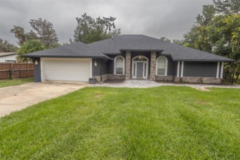 Villa ou maison à Melrose, Floride 3 chambres, 197.05 m2 № 2391093
