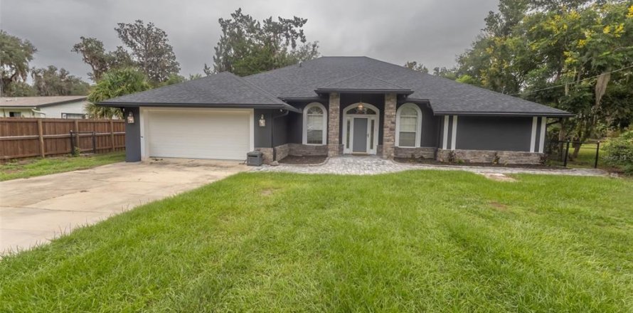 Villa ou maison à Melrose, Floride 3 chambres, 197.05 m2 № 2391093