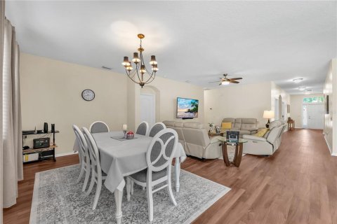 Casa en venta en Dover, Florida, 4 dormitorios, 213.4 m2 № 2303104 - foto 16