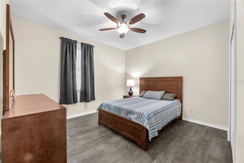Casa en venta en Dover, Florida, 4 dormitorios, 213.4 m2 № 2303104 - foto 23