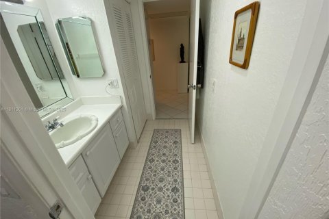 Copropriété à vendre à Coconut Creek, Floride: 1 chambre, 74.14 m2 № 1760850 - photo 14
