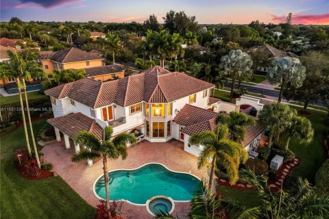 House in Davie, Florida 5 bedrooms, 443.52 sq.m. № 1475365 - photo 7