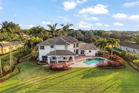 House in Davie, Florida 5 bedrooms, 443.52 sq.m. № 1475365 - photo 18