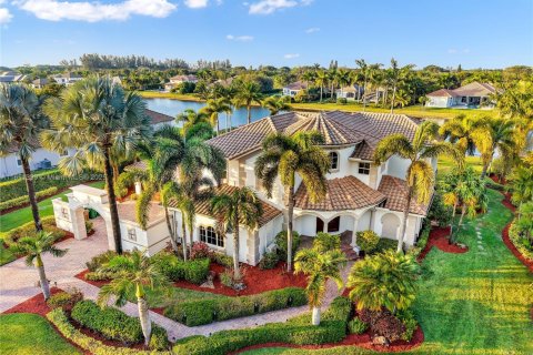 House in Davie, Florida 5 bedrooms, 443.52 sq.m. № 1475365 - photo 14
