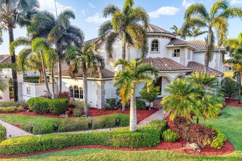 House in Davie, Florida 5 bedrooms, 443.52 sq.m. № 1475365 - photo 15