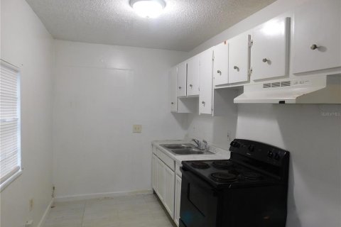 Immobilier commercial à vendre à Tampa, Floride: 3 chambres, 237.37 m2 № 2238569 - photo 21