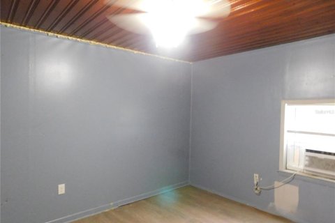 Immobilier commercial à vendre à Tampa, Floride: 3 chambres, 237.37 m2 № 2238569 - photo 4