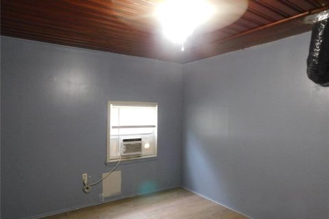 Immobilier commercial à vendre à Tampa, Floride: 3 chambres, 237.37 m2 № 2238569 - photo 5
