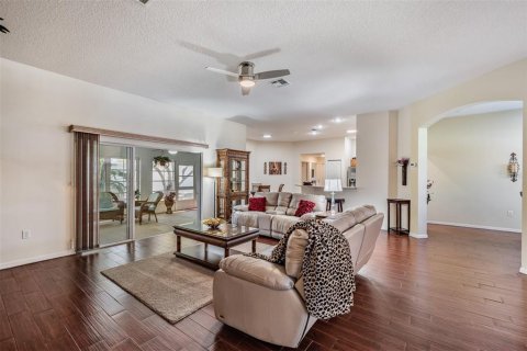 Casa en venta en San Antonio, Florida, 3 dormitorios, 229.47 m2 № 1572562 - foto 12