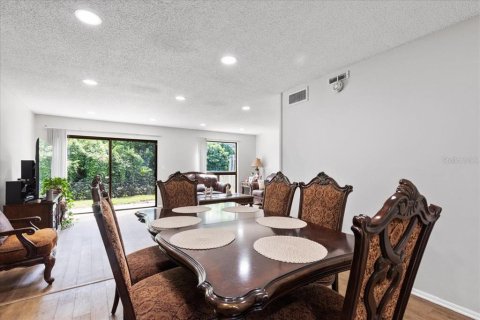 Купить таунхаус в Винтер-Спрингс, Флорида 8 комнат, 130.06м2, № 1893601 - фото 7