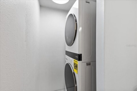 Купить таунхаус в Винтер-Спрингс, Флорида 8 комнат, 130.06м2, № 1893601 - фото 17