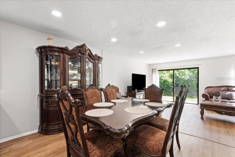 Купить таунхаус в Винтер-Спрингс, Флорида 8 комнат, 130.06м2, № 1893601 - фото 9