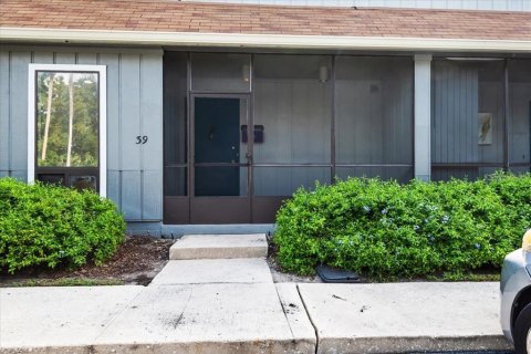 Купить таунхаус в Винтер-Спрингс, Флорида 8 комнат, 130.06м2, № 1893601 - фото 2